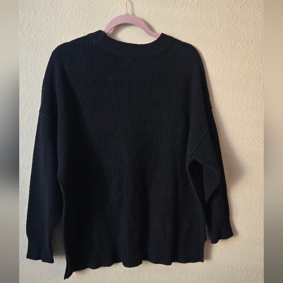 Aerie Black Waffle Knit Oversized Crew Neck Sweater - Size S (Fits M) #73 - Picture 4 of 5